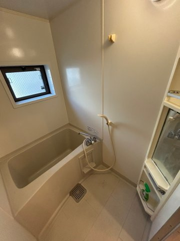 シャルマン松香園（ショウコウエン）の浴室|日々の疲れを癒すお風呂付です