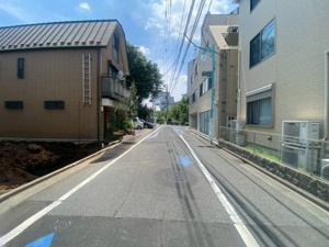 【前面道路含む現地写真】 | 前面道路幅員約6.3ｍで開放感あり！