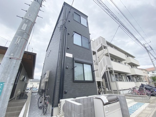 メゾン・ダルジャン西大宮の外観|外観です☆