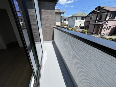 【バルコニー】 | 広陵町３丁目　新築戸建 | 南向きで陽当り・通風良好です。