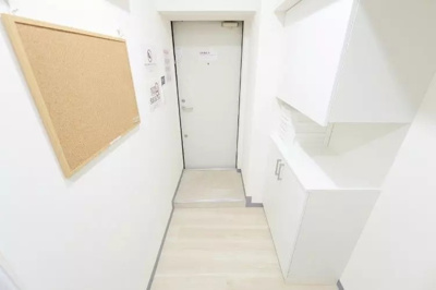 【玄関】 | クロス巣鴨5 | 


