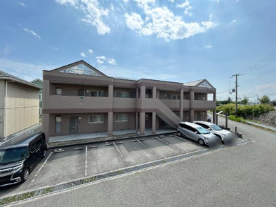 【外観】 | ミィーティア | 外観写真（昼）