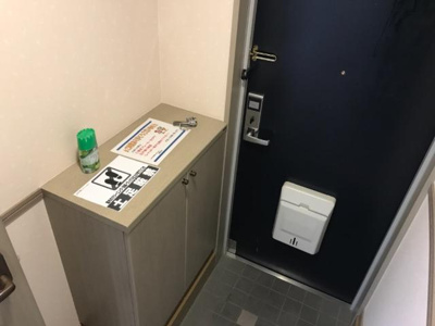 【玄関】 | サンコートＭ | 小物も置けるカウンター下駄箱