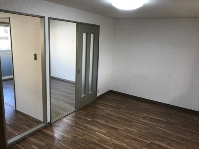【居間・リビング】 | サンコートＭ | リビングから直接各部屋に行けます