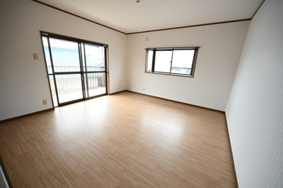 【洋室】 | 天理市櫟本町一戸建