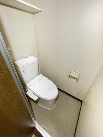 【トイレ】 | 落ち着いた色調のトイレです