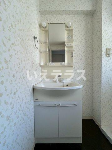夢野アパートメントの洗面所
