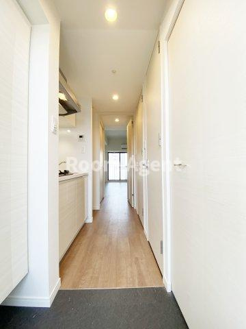 S-RESIDENCE志賀本通の玄関