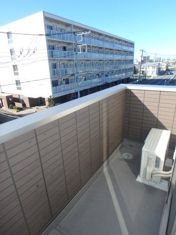 坂戸若葉エテルネルのバルコニー|同じ間取りの別の部屋の写真になります