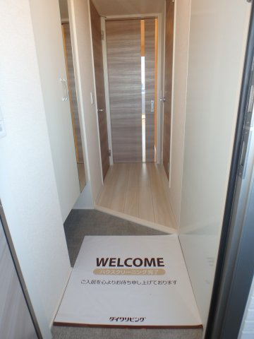 坂戸若葉エテルネルの玄関|同じ間取りの別の部屋の写真になります