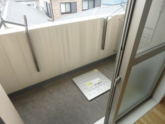 【バルコニー】ヒルサイドクレソン 