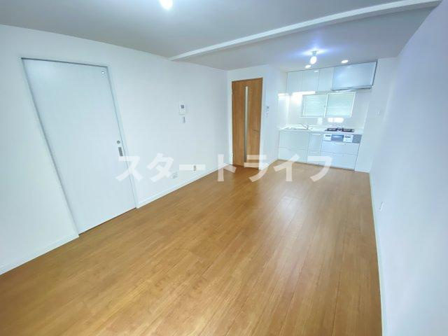 大阪市淀川区木川東４丁目の賃貸マンションの居間・リビング