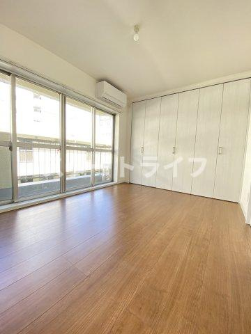 大阪市淀川区木川東４丁目の賃貸マンションの寝室