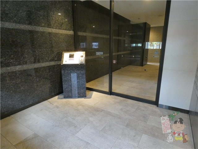ＴＷＩＮ　ＴＯＷＥＲＳ　Ｓｅｌｉｎａのエントランス