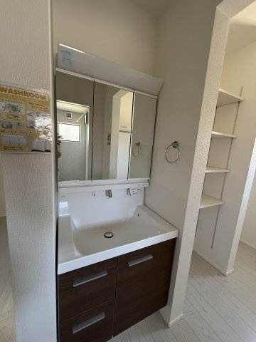 篠原西3丁目　新築戸建　2棟の独立洗面台