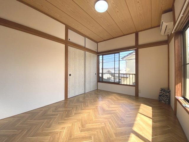 【寝室】