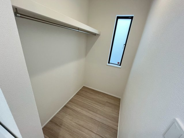 南城市佐敷新開1番　A号棟の収納
