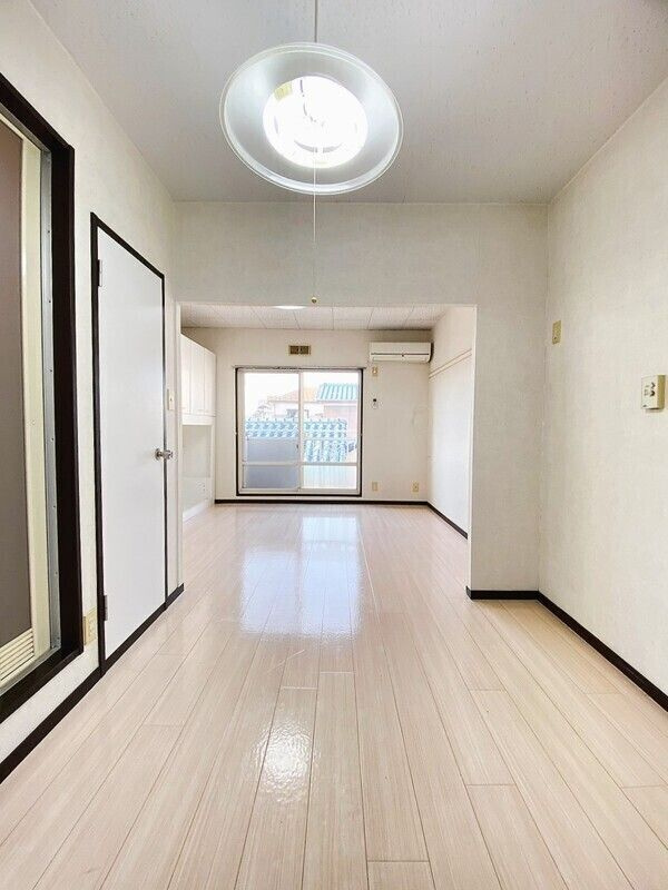 千葉市中央区椿森３丁目のアパート