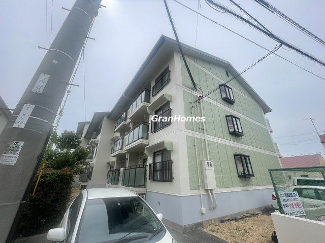 リバーグリーン藤村の外観