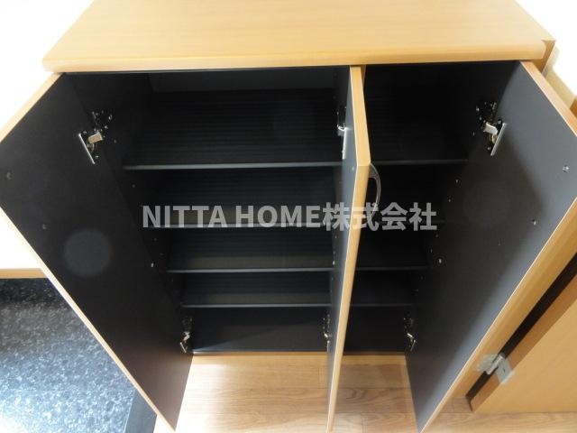 豊岡市日高町岩中のアパートの収納|シューズボックス付きで整理整頓もOK(*^^)v