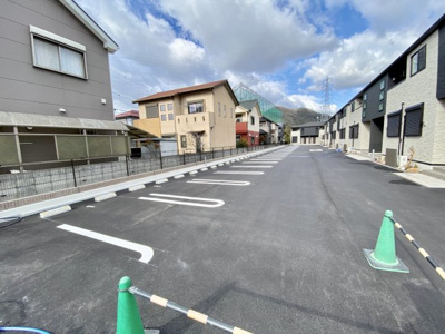 【駐車場】 | サンリットⅡ　（和歌山市内原）