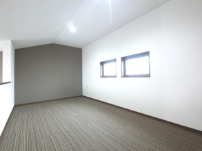 【寝室】