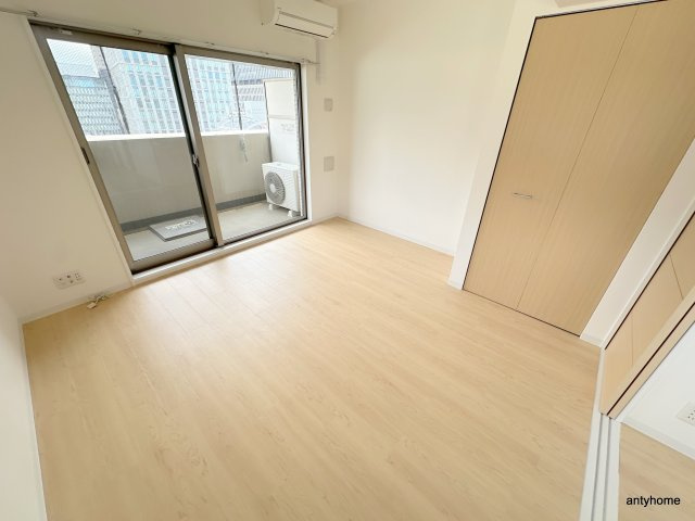 ユーレジデンス淀屋橋　仲介手数料無料の居間・リビング