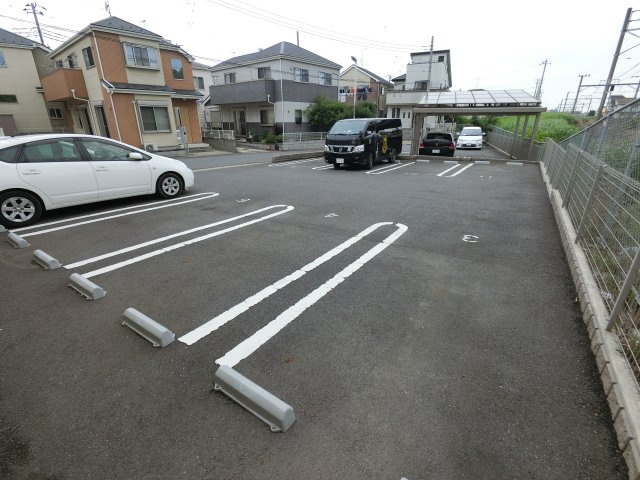 【駐車場】