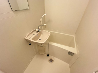 【浴室】 | レオパレスわかば | お風呂です