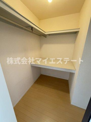 【居間・リビング】 | グランドパルクB | 別部屋写真
