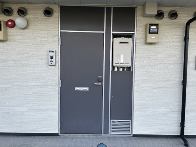 【玄関】 | レオパレスグランエスポワールⅡ | ゆったりとした玄関です