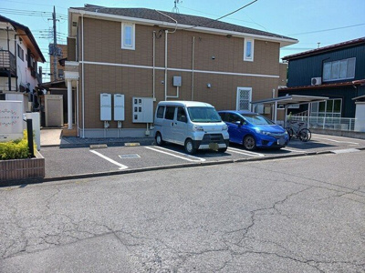 【駐車場】 | サニーハウス・ヤマキ | 駐車場に車を止められます