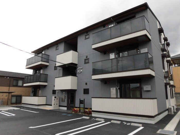 D アール