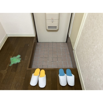【玄関】 | くれよんハウス | 毎日通る玄関はこちらです