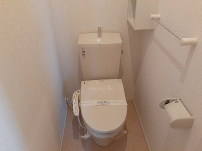 【トイレ】 | プロムナード | 落ち着いた色調のトイレです