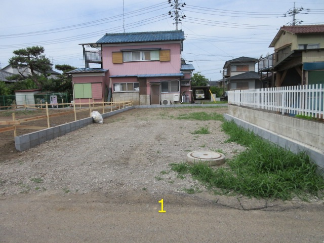 【仲介手数料無料】新築戸建　深谷市天神町9-16（全2棟）の前面道路含む現地写真