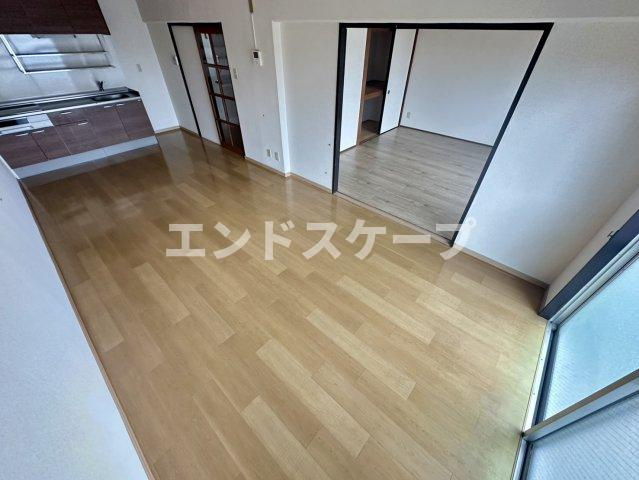 下石倉北ハイツの居間・リビング|高崎、前橋のお部屋探しはエンドスケープまで！お客様の理想お聞かせ下さい♪