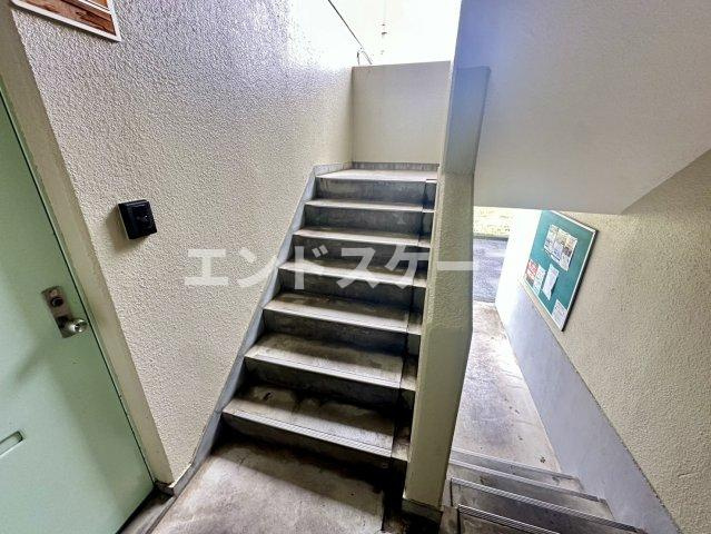 下石倉北ハイツのエントランス|高崎、前橋のお部屋探しはエンドスケープまで！お客様の理想お聞かせ下さい♪