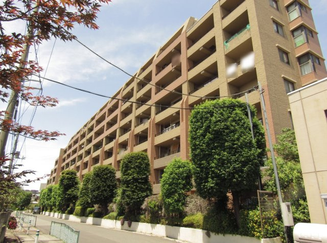 レクセルプラッツァせんげん台弐番館の外観