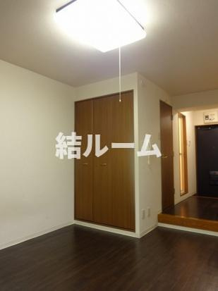 豊島区池袋本町１丁目の賃貸マンションの居間・リビング