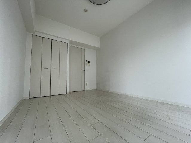 ベルトピア門口の内装|同物件別部屋写真