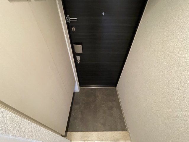 ベルトピア門口の玄関|同物件別部屋写真