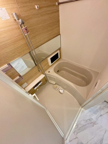 プレジオ西宮北口の浴室
