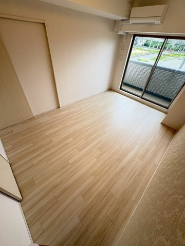 プレジオ西宮北口の寝室