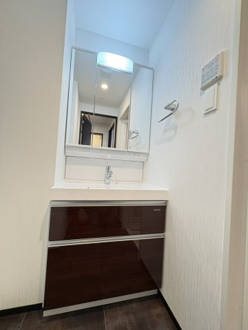 プレジオ西宮北口の洗面所