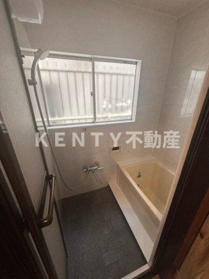 【浴室】 | 大田区北糀谷貸家 | お風呂です
