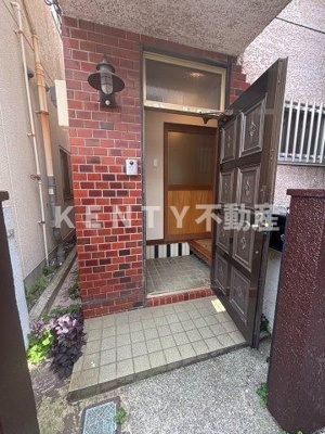 【エントランス】 | 大田区北糀谷貸家 | エントランスです