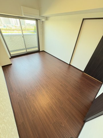 プレジオ西宮北口の寝室