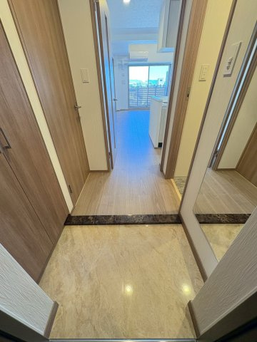 プレジオ西宮北口の玄関