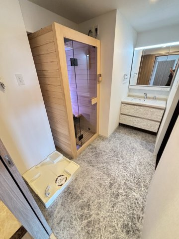 プレジオ西宮北口の玄関